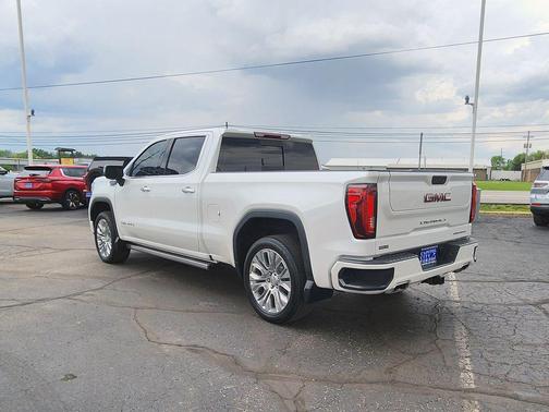 White Frost 2022 GMC Sierra 1500 Denali