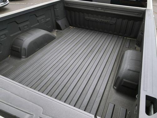 White Frost 2022 GMC Sierra 1500 Denali