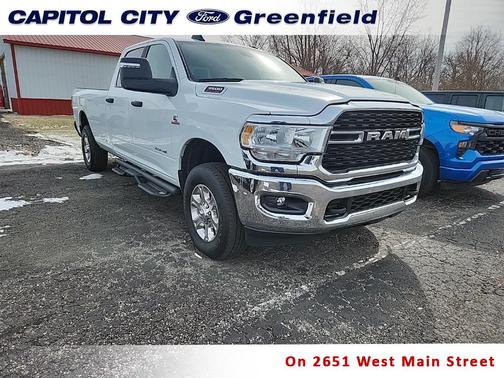 2024 RAM 3500 Big Horn Crew Cab 4x4 8' Box