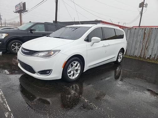 2019 Chrysler Pacifica Touring-L Plus