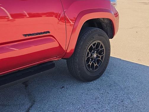Barcelona Red Metallic 2022 Toyota Tacoma SR5