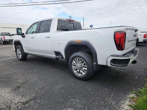Summit White 2023 GMC Sierra 2500 Denali