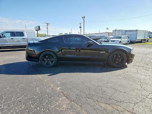 Ebony 2011 Ford Mustang GT Premium