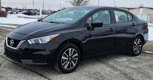 2022 Nissan Versa 1.6 SV