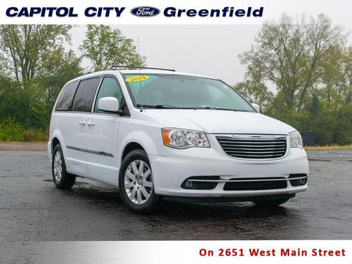 2014 Chrysler Town & Country Touring