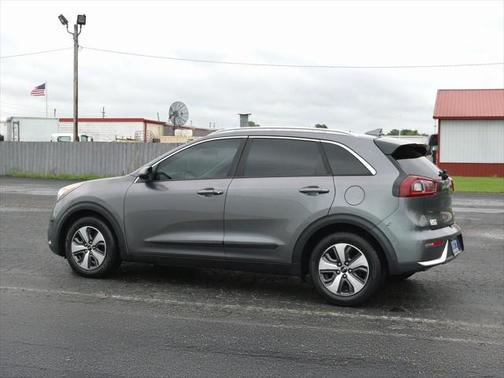 2017 Kia Niro LX
