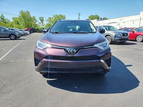 Black Currant Metallic 2018 Toyota RAV4 LE