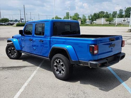 2024 Jeep Gladiator Sport