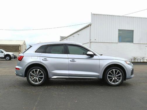 2022 Audi SQ5 3.0T Premium Plus