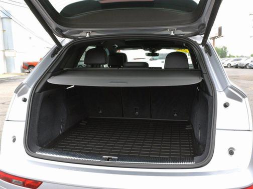 2022 Audi SQ5 3.0T Premium Plus