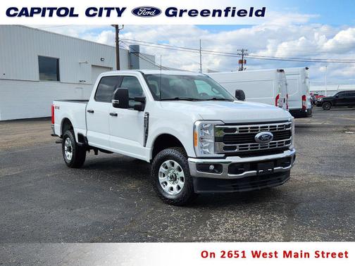 Oxford White 2023 Ford F-250 XLT