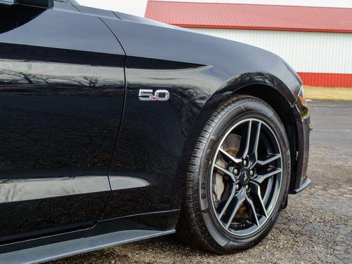 2023 Ford Mustang GT Premium