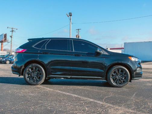 2024 Ford Edge SE