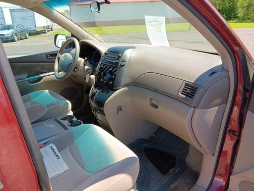 Salsa Red Pearl 2008 Toyota Sienna CE