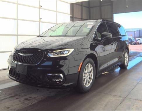 2025 Chrysler Pacifica L