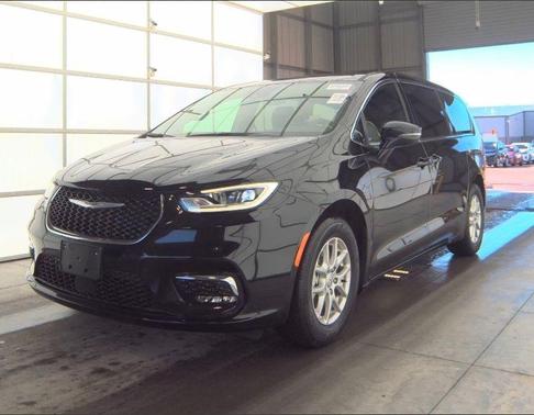 2025 Chrysler Pacifica L