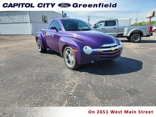 Ultra Violet Metallic 2004 Chevrolet SSR Base