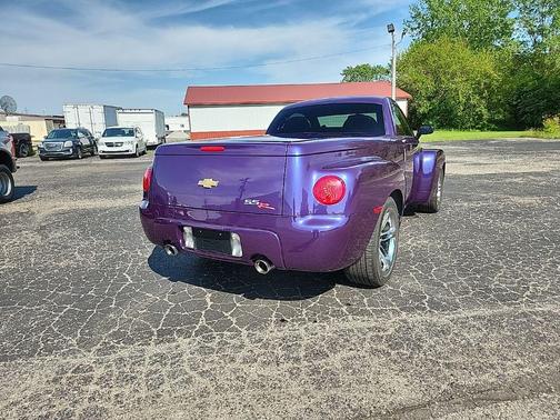 Ultra Violet Metallic 2004 Chevrolet SSR Base