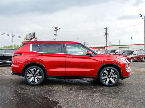 2025 Mitsubishi Outlander