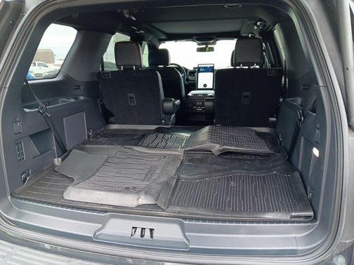 Agate Black Metallic 2023 Ford Expedition Platinum