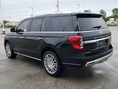 Agate Black Metallic 2023 Ford Expedition Platinum