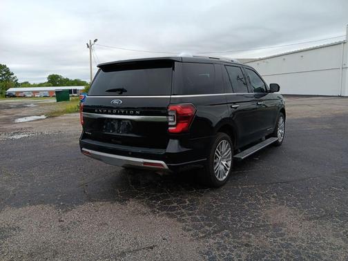 Agate Black Metallic 2023 Ford Expedition Platinum