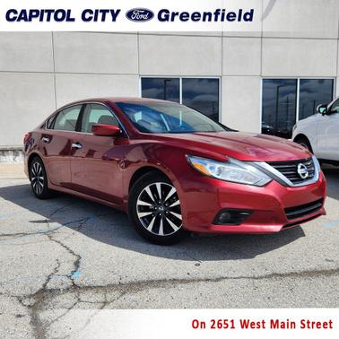 Cayenne Red 2016 Nissan Altima 2.5 SV