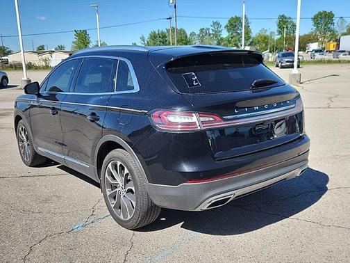 Infinite Black 2021 Lincoln Nautilus Reserve