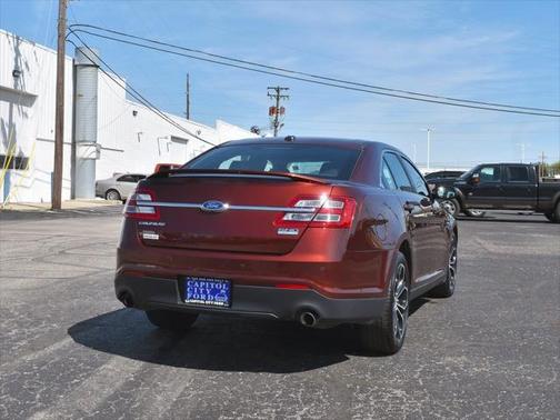 2016 Ford Taurus SHO