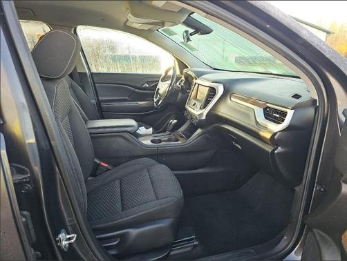 2019 GMC Acadia SLE-1