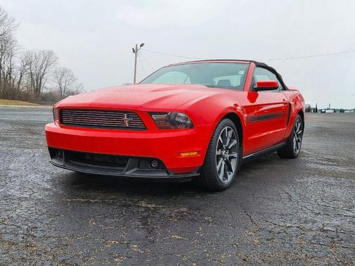 2011 Ford Mustang GT Premium