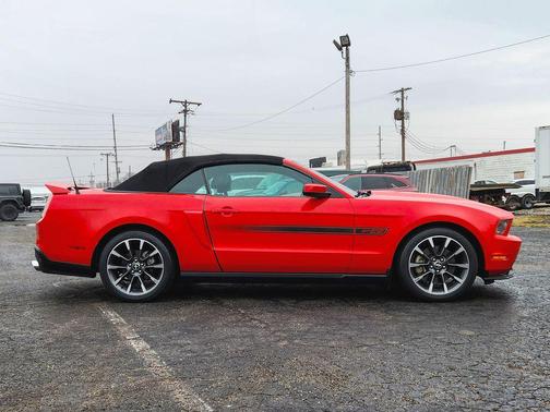 2011 Ford Mustang GT Premium