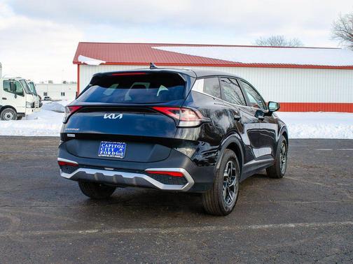 2024 Kia Sportage LX