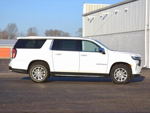 2023 Chevrolet Suburban Premier