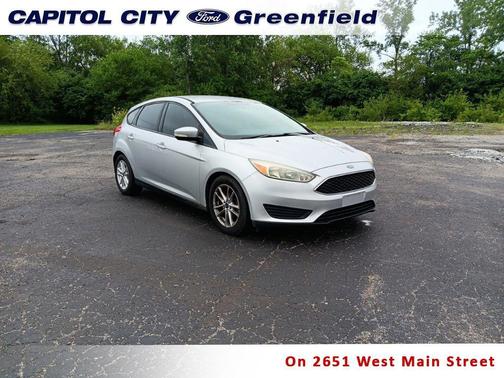 Ingot Silver 2015 Ford Focus SE