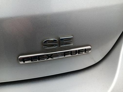 Ingot Silver 2015 Ford Focus SE