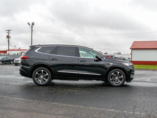 2021 Buick Enclave Sport Touring