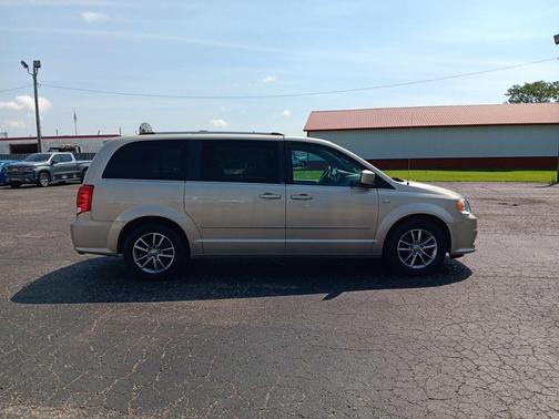 Cashmere/Sandstone Pearlcoat 2014 Dodge Grand Caravan SXT