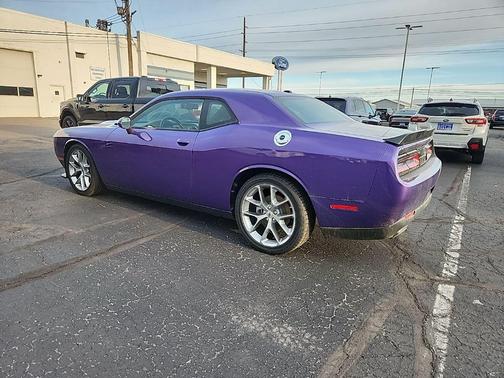 Plum Crazy Pearlcoat 2023 Dodge Challenger GT