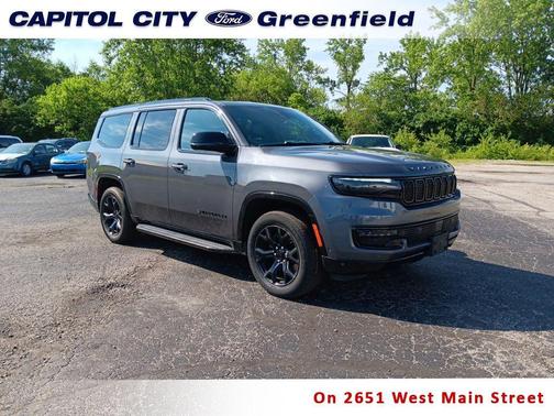Baltic Gray Metallic Clearcoat 2024 Jeep Wagoneer Series II Carbide