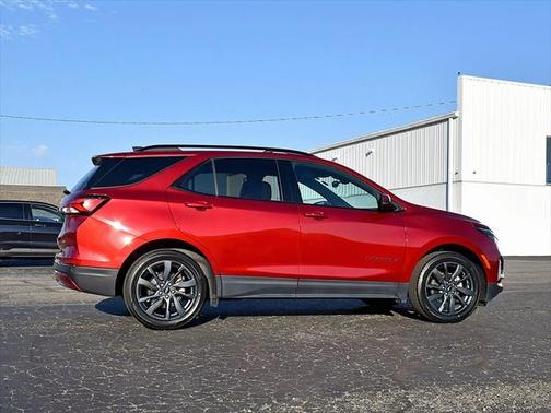 2022 Chevrolet Equinox FWD RS