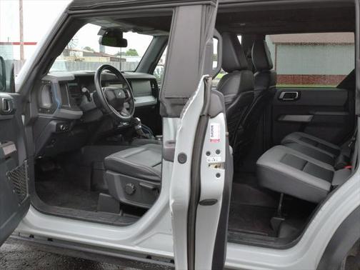 2022 Ford Bronco Black Diamond