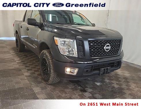 2019 Nissan Titan S