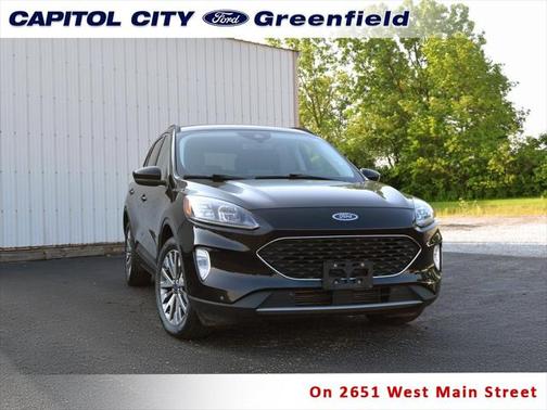 2022 Ford Escape Titanium