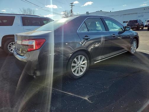 2012 Toyota Camry Hybrid XLE