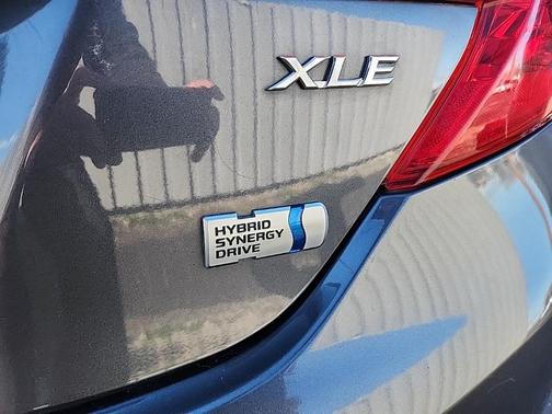 2012 Toyota Camry Hybrid XLE