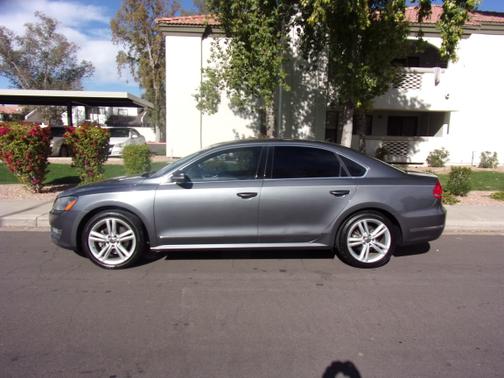 Photo 1 of 15 of 2014 Volkswagen Passat TDI SEL Premium
