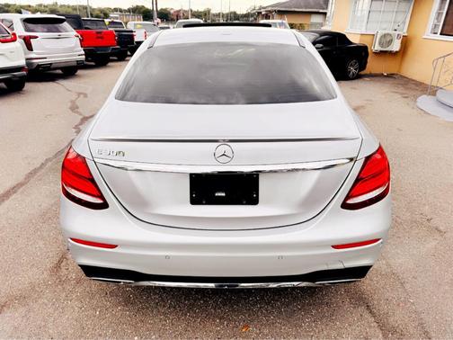 2018 Mercedes-Benz E-Class E300