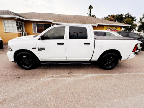 2020 RAM 1500 Classic Express