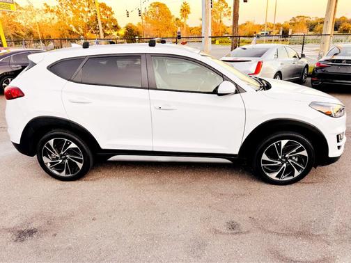 2021 Hyundai TUCSON Sport